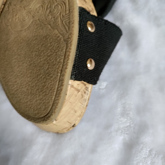 Ana New Approach cork and black wedges - Picture 5 of 13